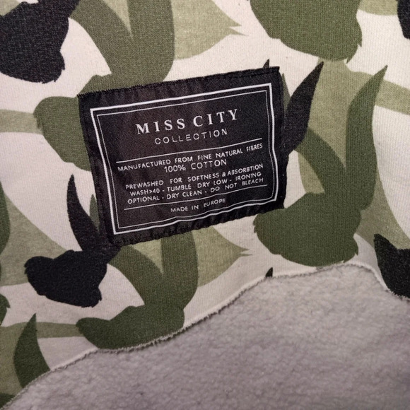 Miss city women's oversized sweatshirt size UK 10 US 6 novelty print - Picture 3 of 6